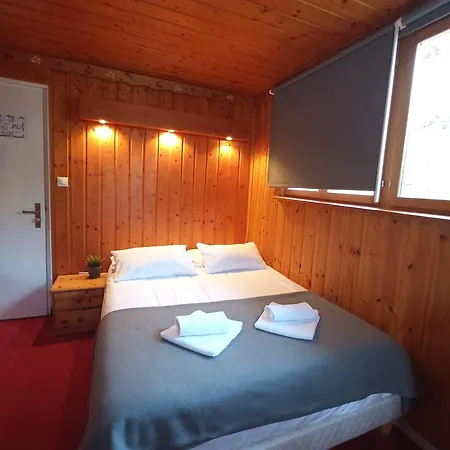 Hotel La Meije 2*