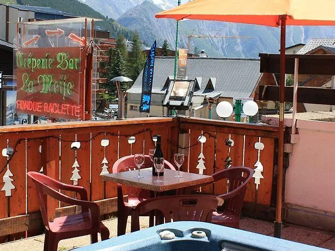 Hotel La Meije 2*
